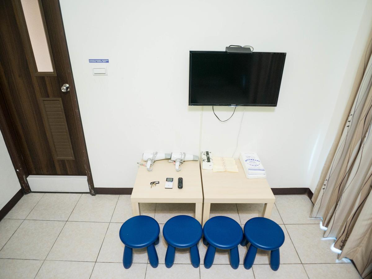 Feng Chia House Hostel Taichung Buitenkant foto