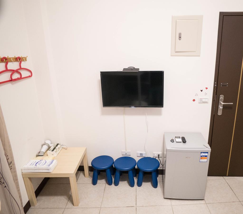 Feng Chia House Hostel Taichung Buitenkant foto